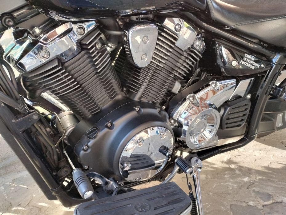Yamaha XVS 1300 Midnight Star -2012