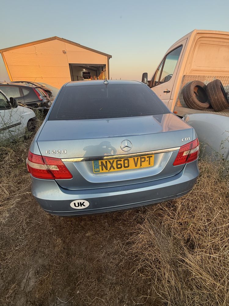 Vand mercedes w212 pe dreapta motor defect !!