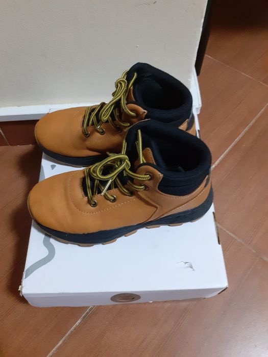 Adidași pe copii mărimea 31