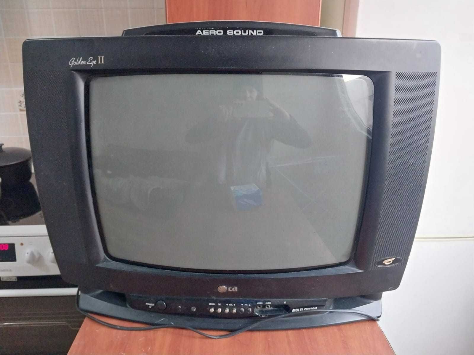 Продам телевизор в отличном состоянии