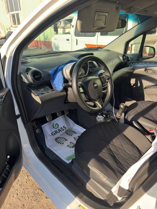 Spark sotiladi xolati yaxshi gaz balon quyilgan balonlari yaxshj xolat