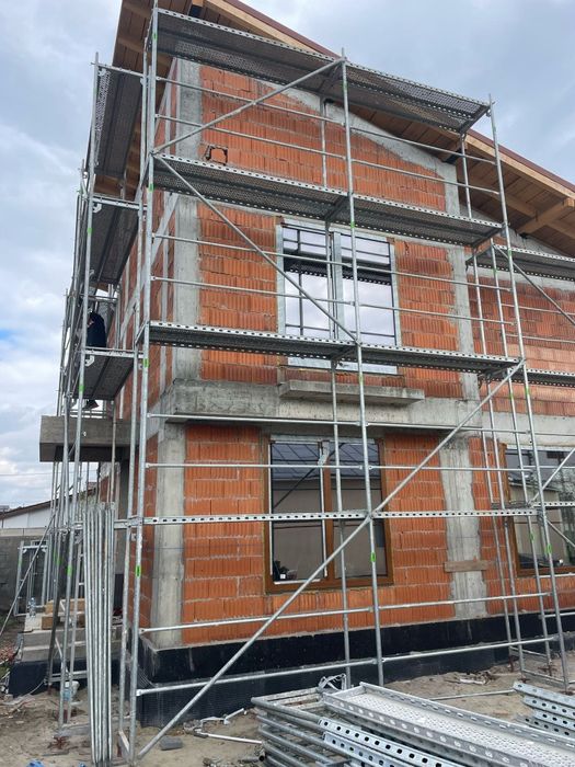 Acoperisuri și micii reparații infiltrații