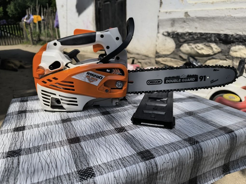 Vînd drujba Ruris Rm 280 în stare bună 600lei