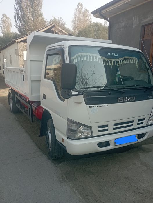 Isuzu zavodiskoy samosval qilingan  holati yaxshi