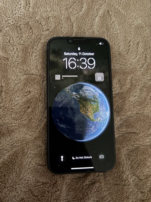 Vand telefon Iphone 13