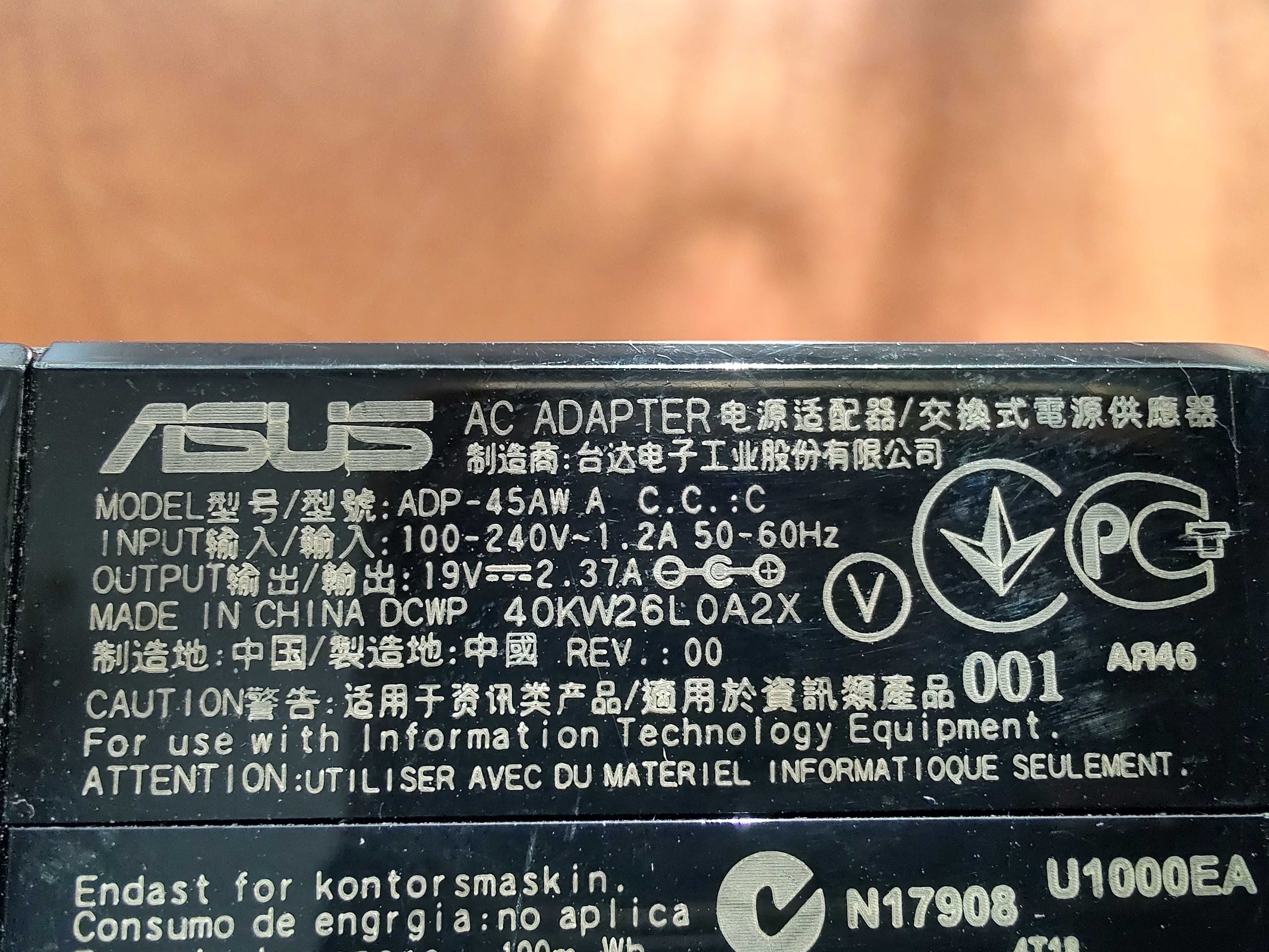 Adaptor Asus original 19V 2.37A 45W 3.0 * 1.0mm ADP-45AW UX21 UX31 C20