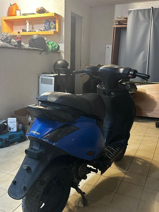 Se vinde piaggio zip defect nu dă scănteie nu stiu nu mă pricep
