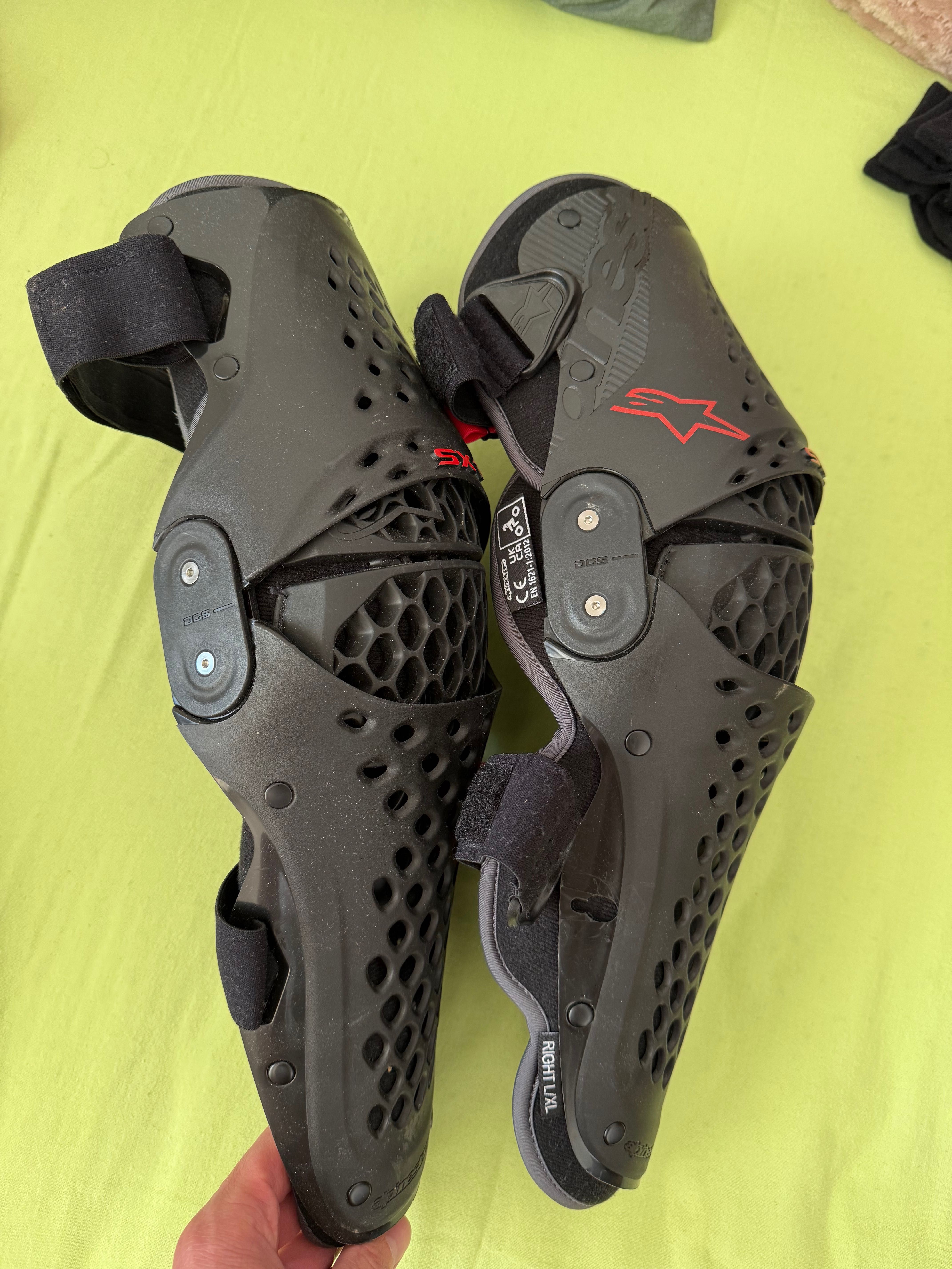 Наколенки Alpinestars sx-1