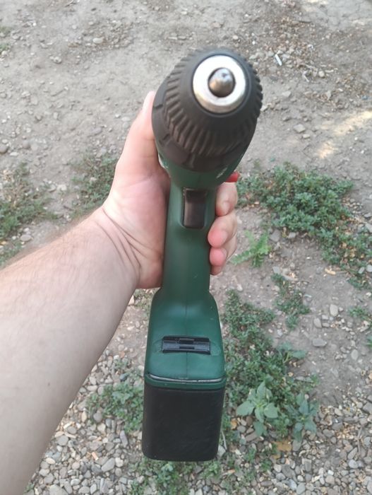 Vând bormașină de la Bosch