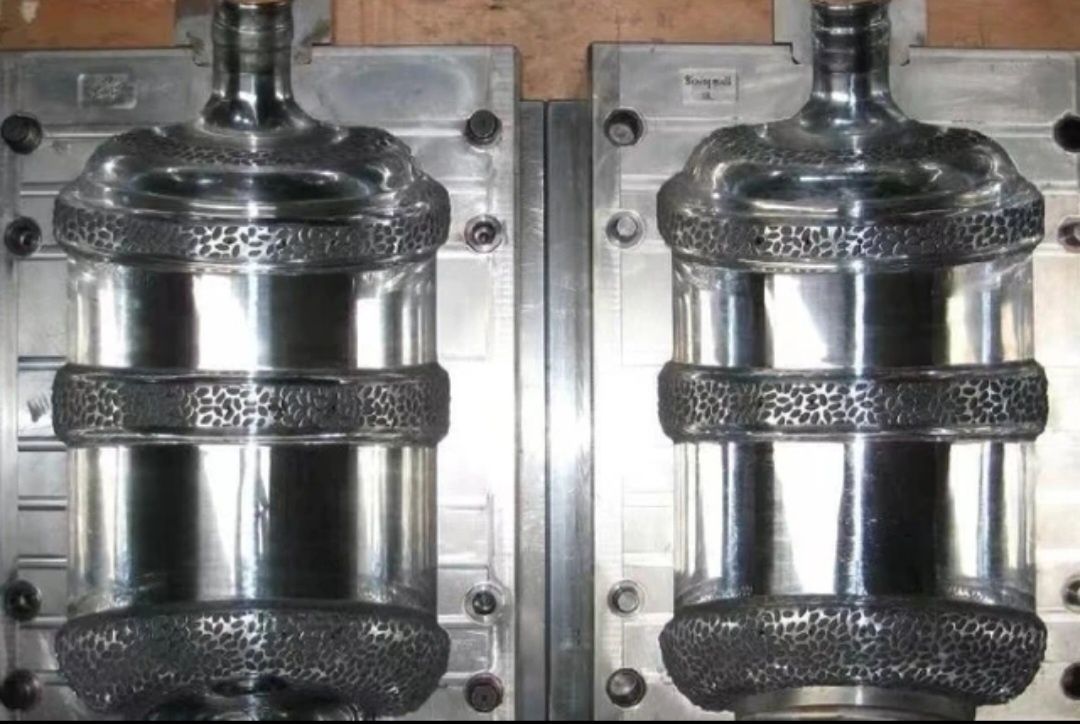Press forma dlya termo plast
