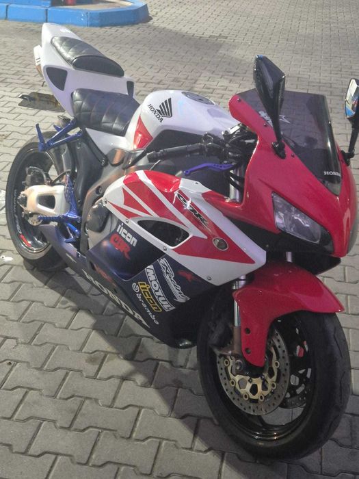 Vand/Schimb Honda CBR 1000RR.