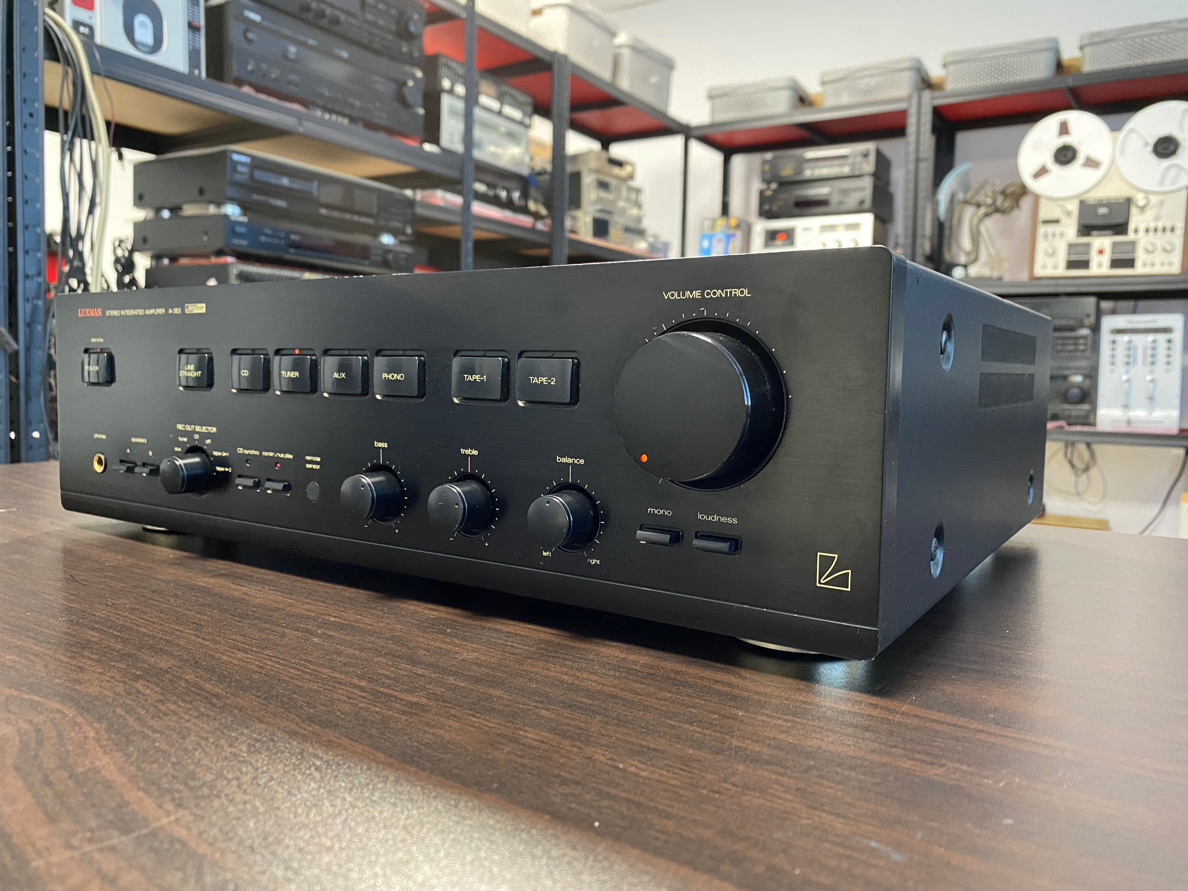Качествен усилвател Luxman