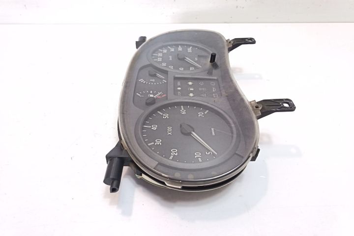 Ceasuri bord P8200176654 Renault Kangoo prima generatie (facelift)
