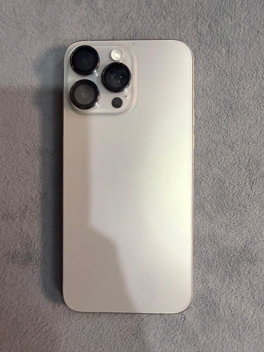 Продам айфон 15 про макс 512 гб