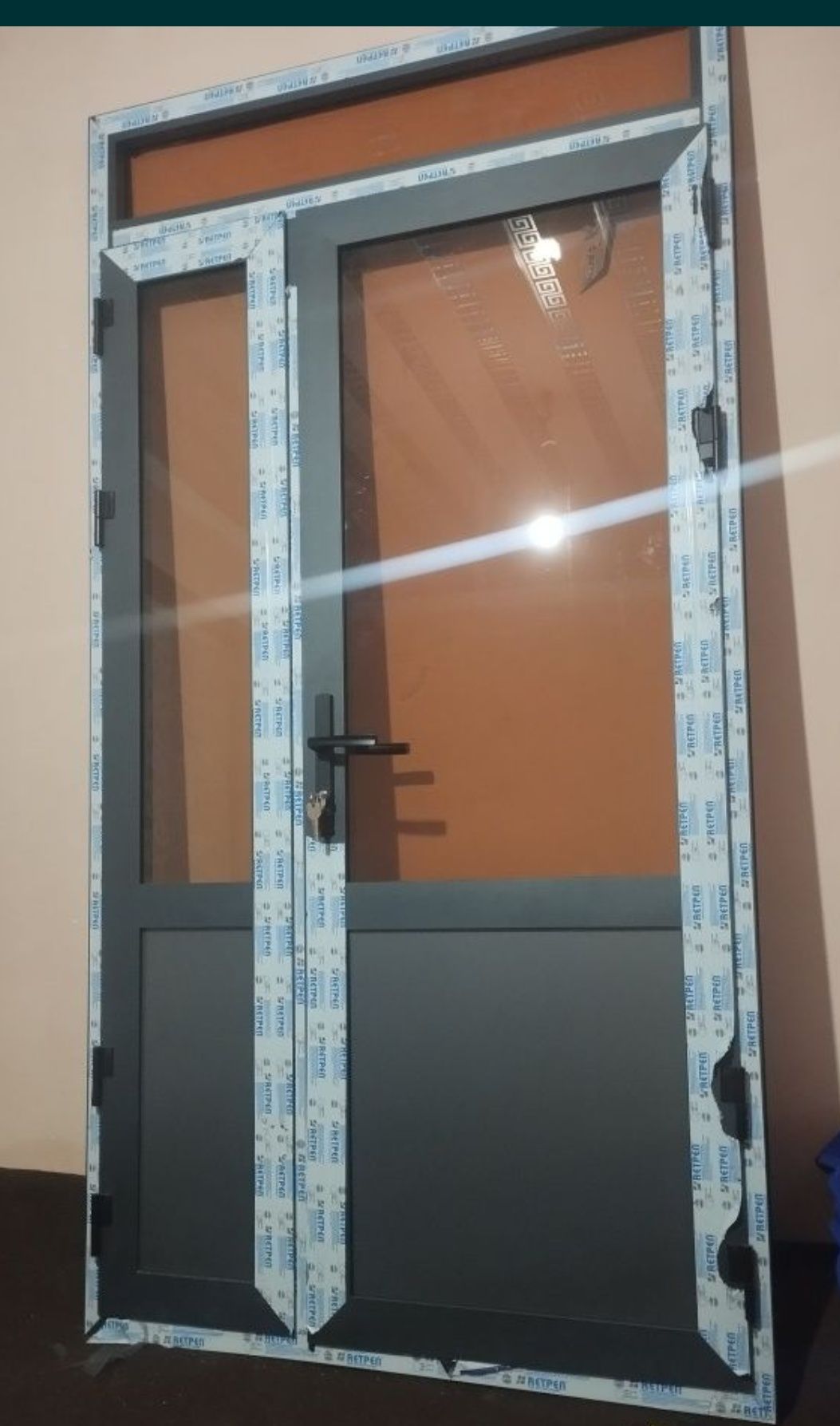Akfa eshik sotiladi 2 tabaqalik