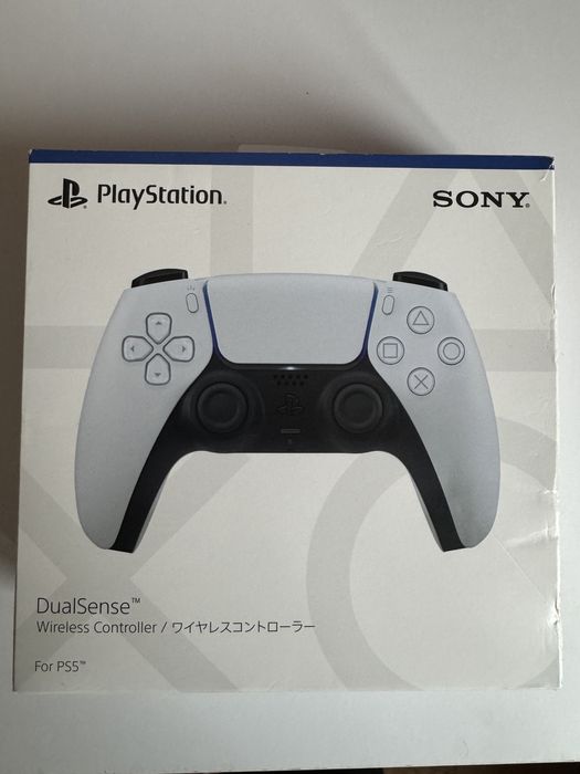 Контролер PS5.