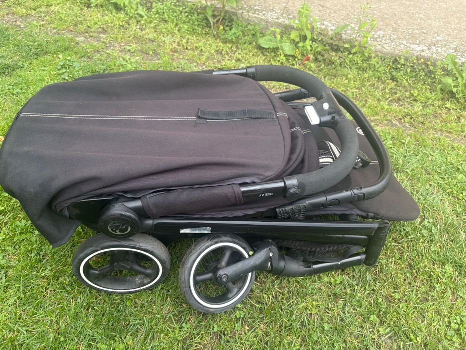 Cărucior cybex beezy
