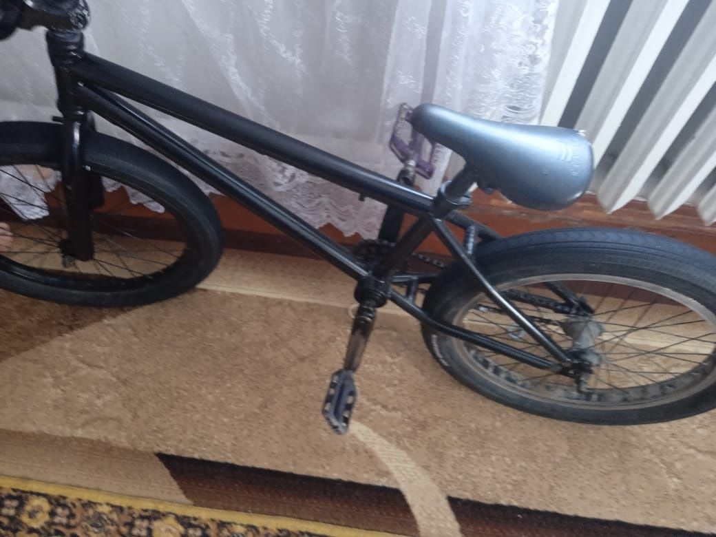 Продам BMX  адащщищв