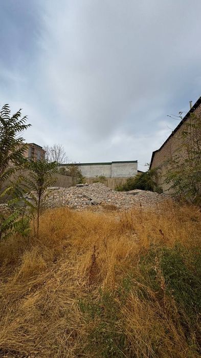 Продается Дом Участок  Вдоль дороги  18  соток  ул.Советская