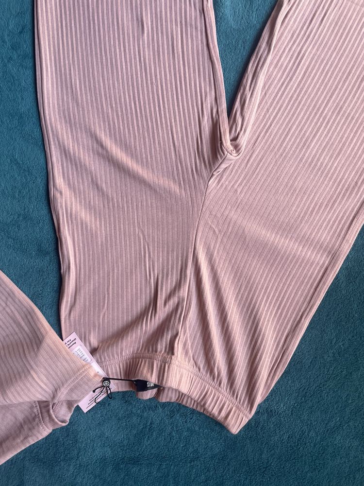 Compleu tricou + pantaloni