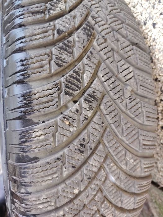 Гуми 195/65/15. 2022г.