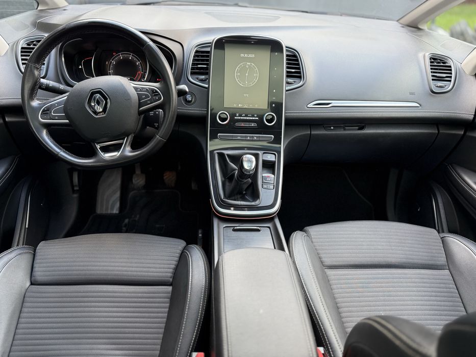Renault Scenic Euro 6 7 Locuri Bose