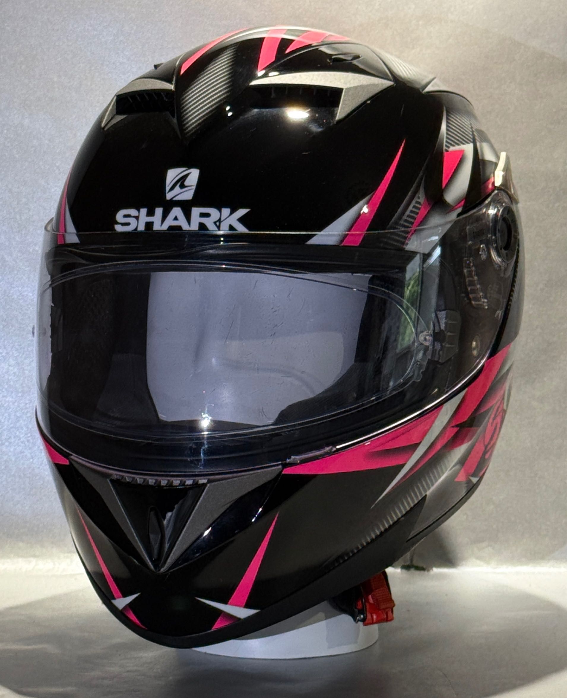 Каска за мотор Shark S 700 Nasty размер S в много добро състояние.