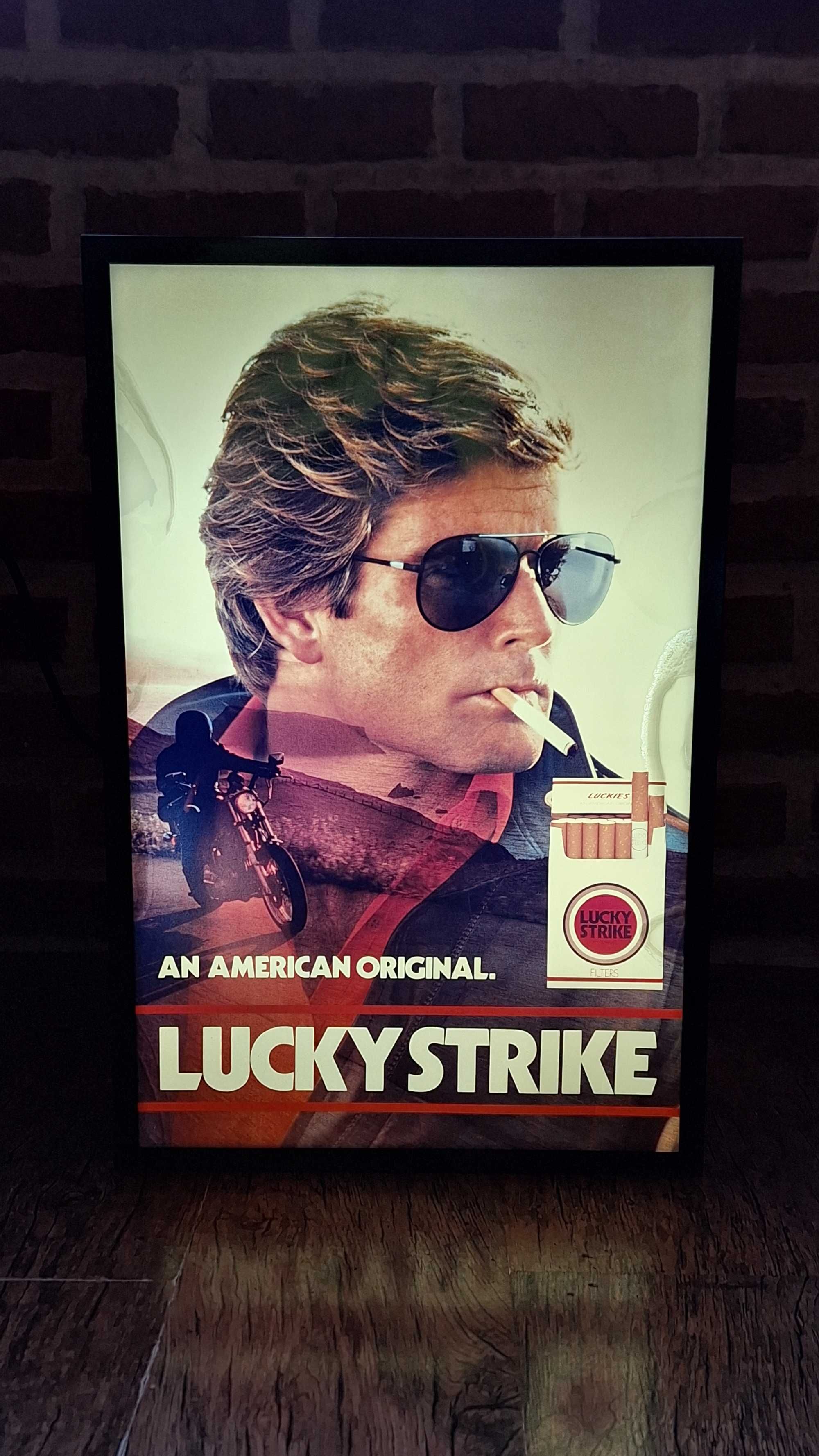 Lucky Strike Светеща реклама от 80-те