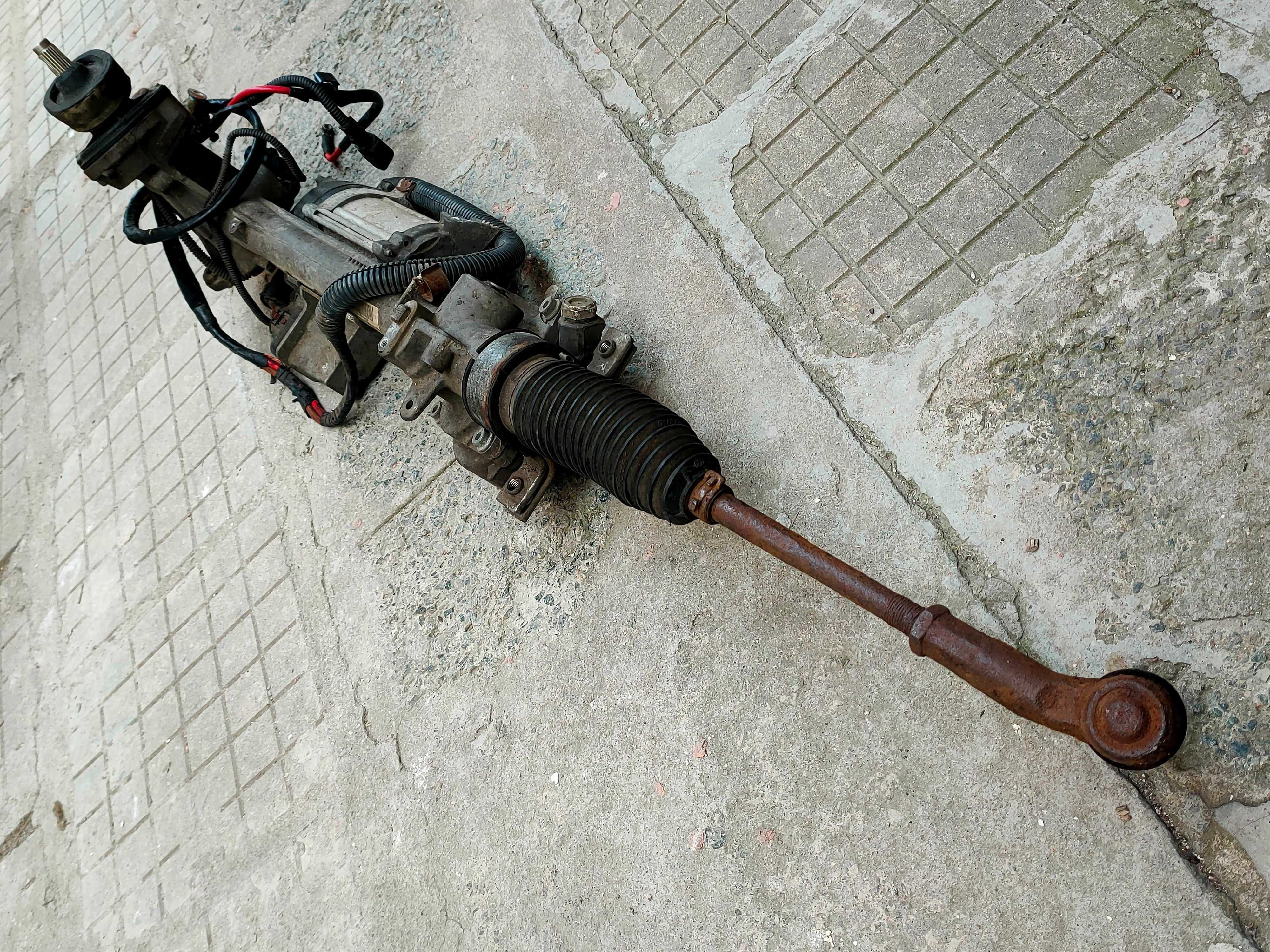 Електрическа рейка окомплектована Power steering rack за Audi  VW