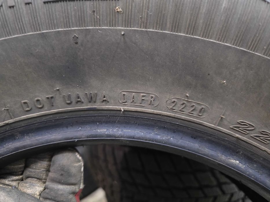 4бр Зимни гуми 225 70 16 - Nexen