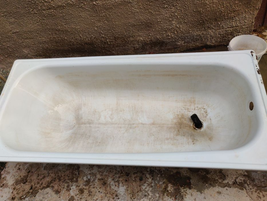 Ванна не чугунная