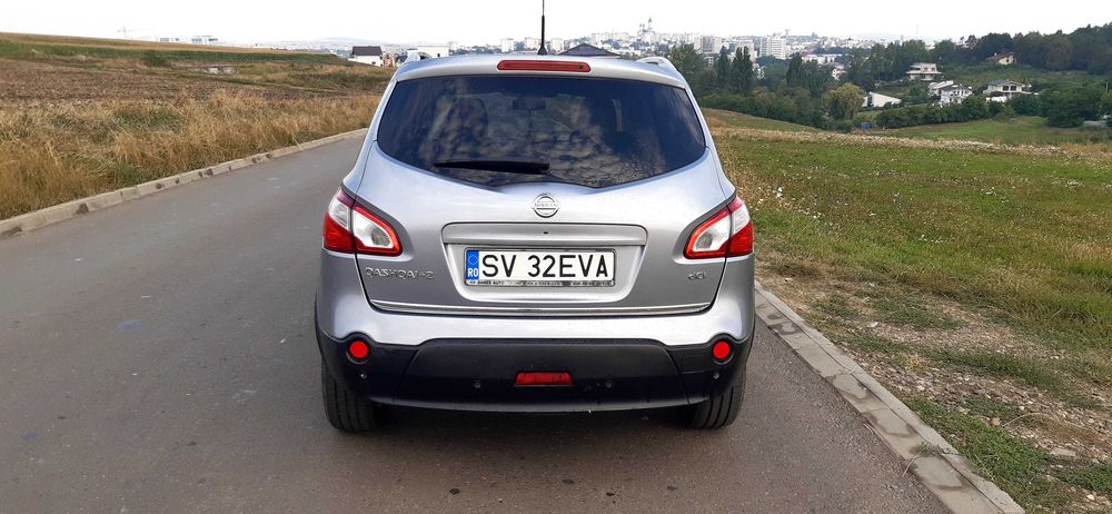 Nissan Qashqai +2