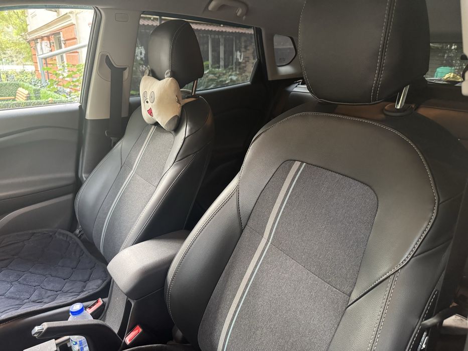 Tracker 2 LTZ черный