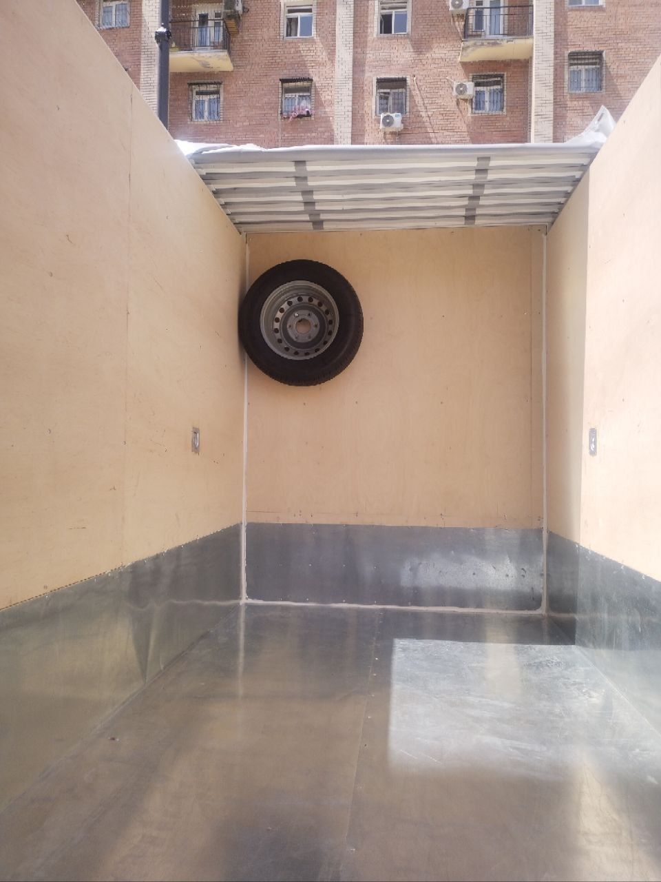 Avtomobil Changan plus Sotiladi
