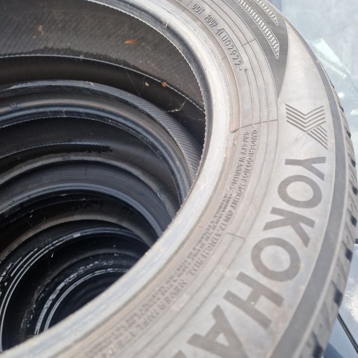 225 55 17" dot 2022 yokohama gume cauciucuri anvelope
