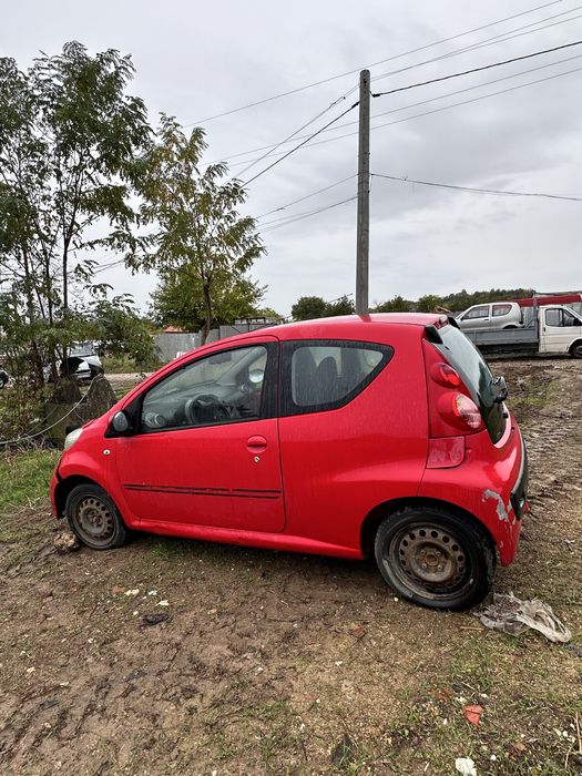 Peugeot 107 1.0i – на части
