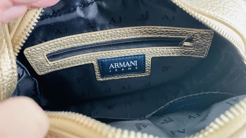 Чанта Armani Jeans/ малка златна чанта