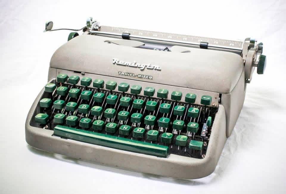 Masini de scris 1898 - 1975