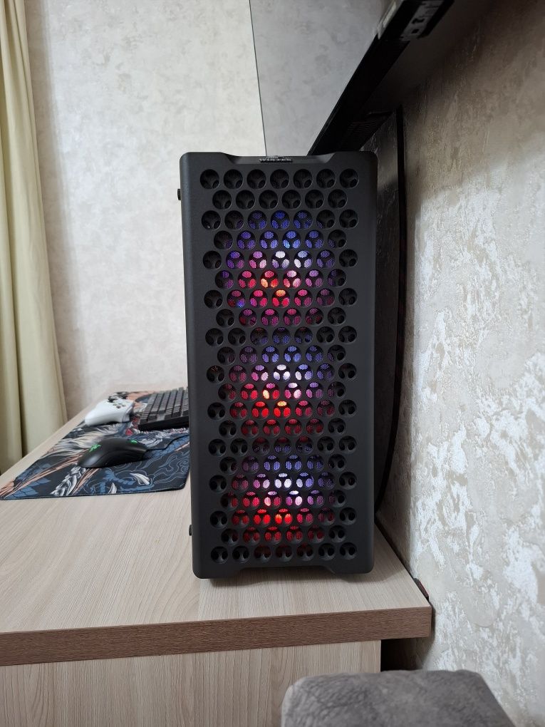 Мощьныи игравои ПК. RTX 4070