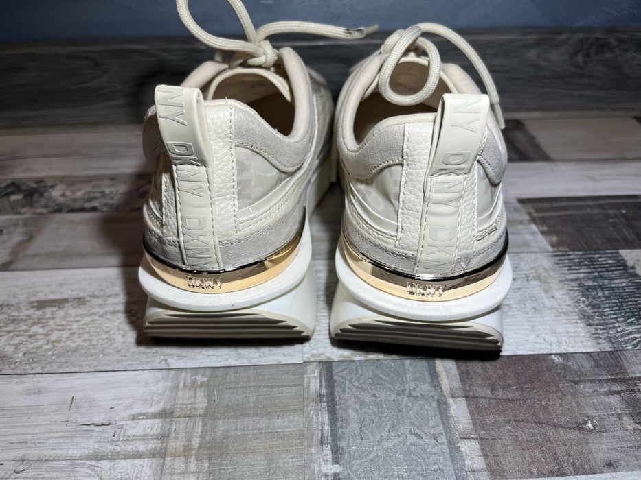 Дамски обувки DKNY