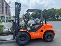 Stivuitor teren accidentat diesel CPCD35