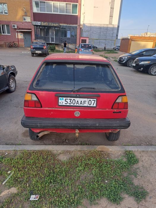 Продаётся VolkswagenGolf 700000т