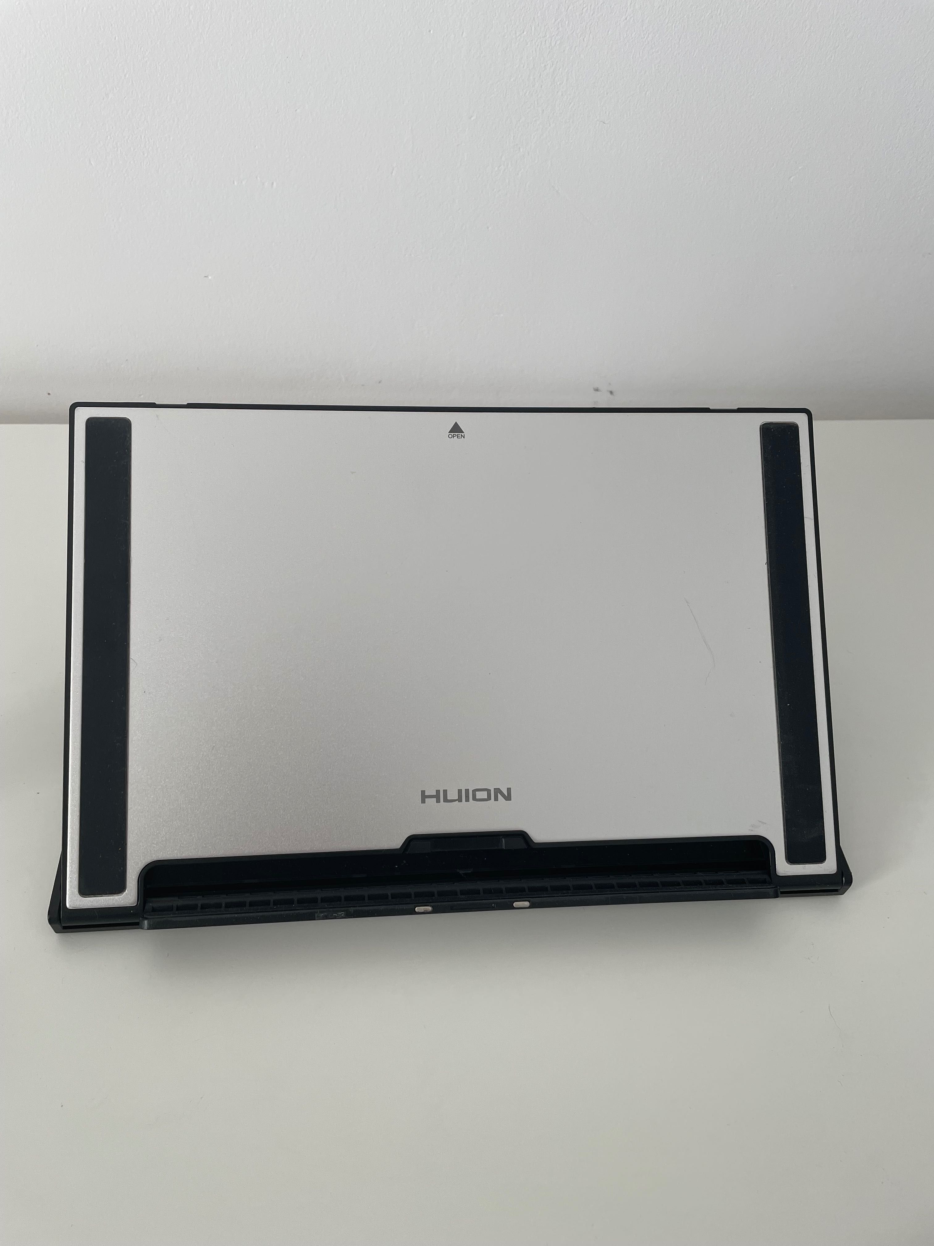 Графичен таблет Huion Kamvas pro 13 GT133
