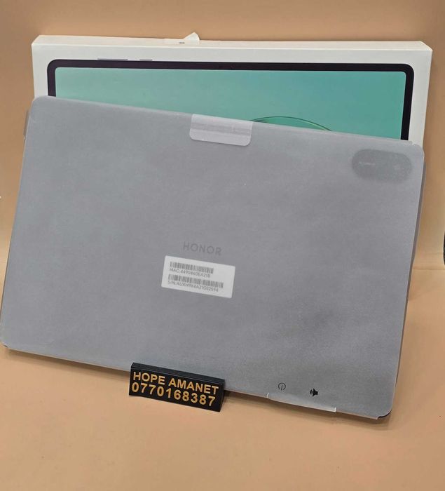 Hope Amanet P4 Honor PAD X8a / 128GB 4GB RAM / Oferim Garantie