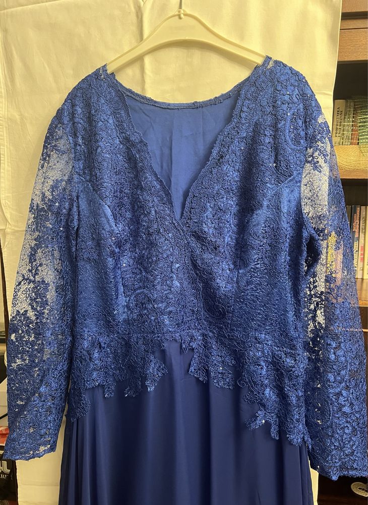 Rochie lungă, albastra, marimea 42/44, cu dantela in partea de sus