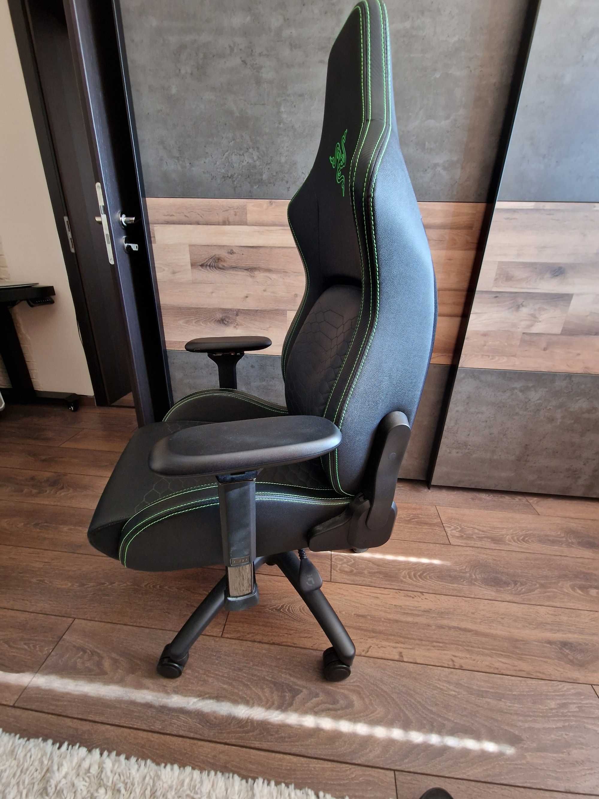 Геймърски стол Razer Iskur M