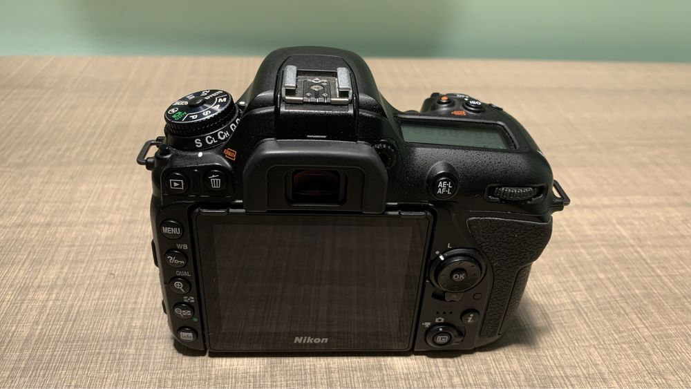 Nikon d7500 BODY