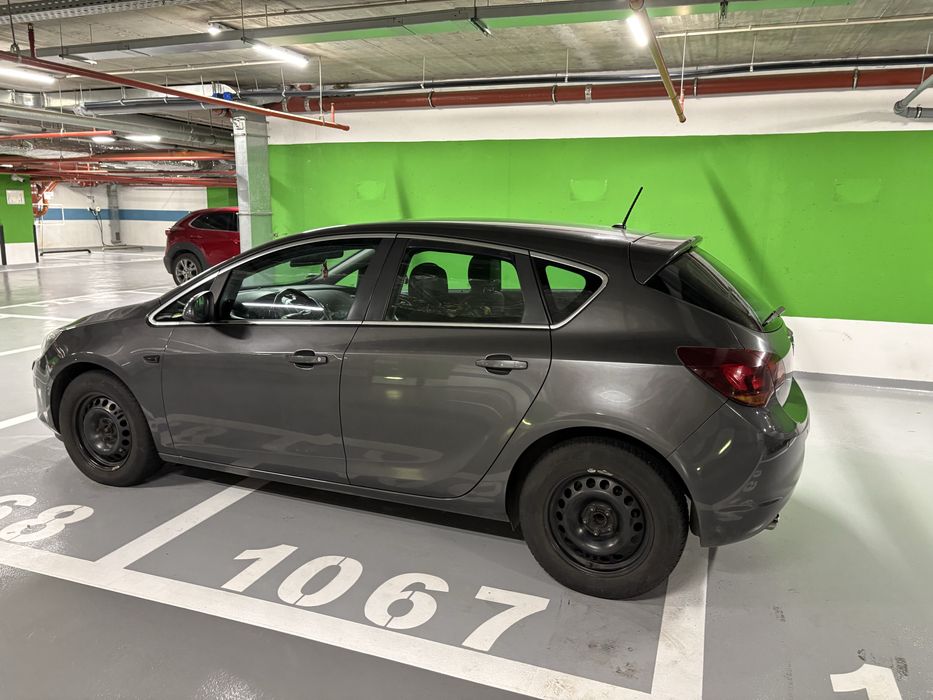 Opel astra j benzina 1,4 turbo distributie pe lant anvelope iarna vara