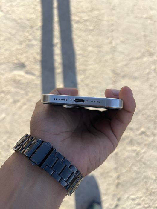 Iphone 15 pro max sim esim