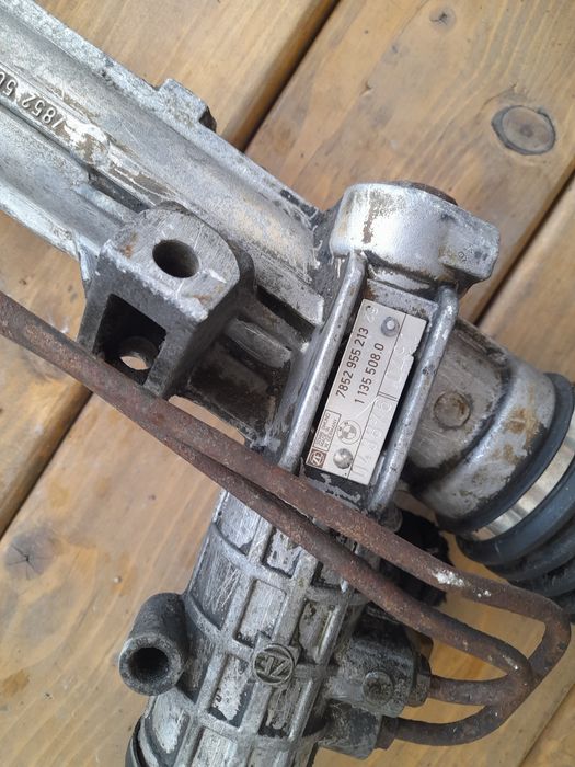 Кормилна рейка BMW E36